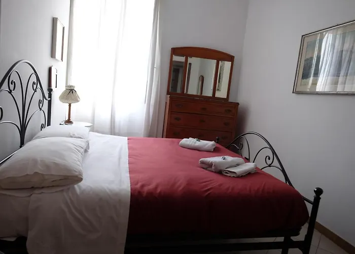 Interno 7 *